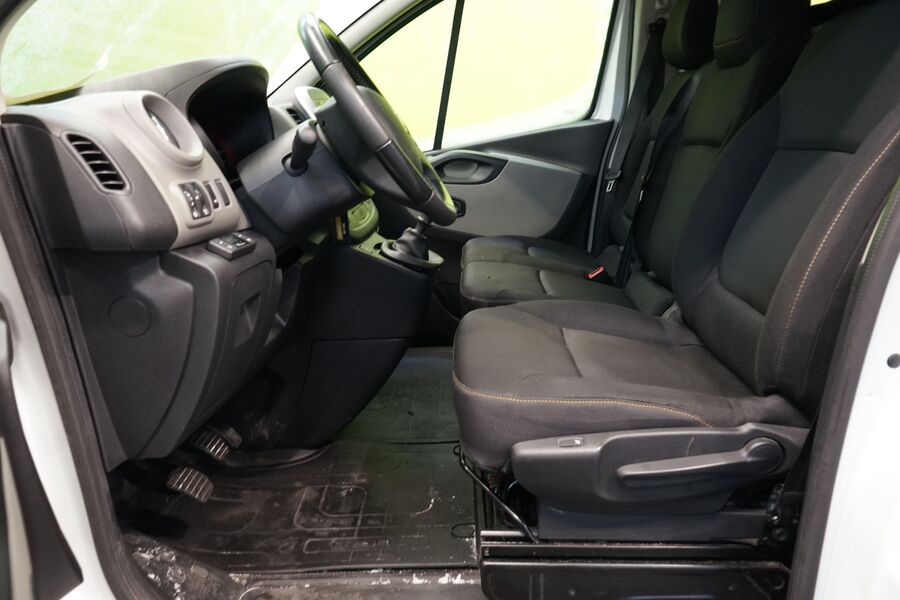 Renault Trafic vaihtoauto