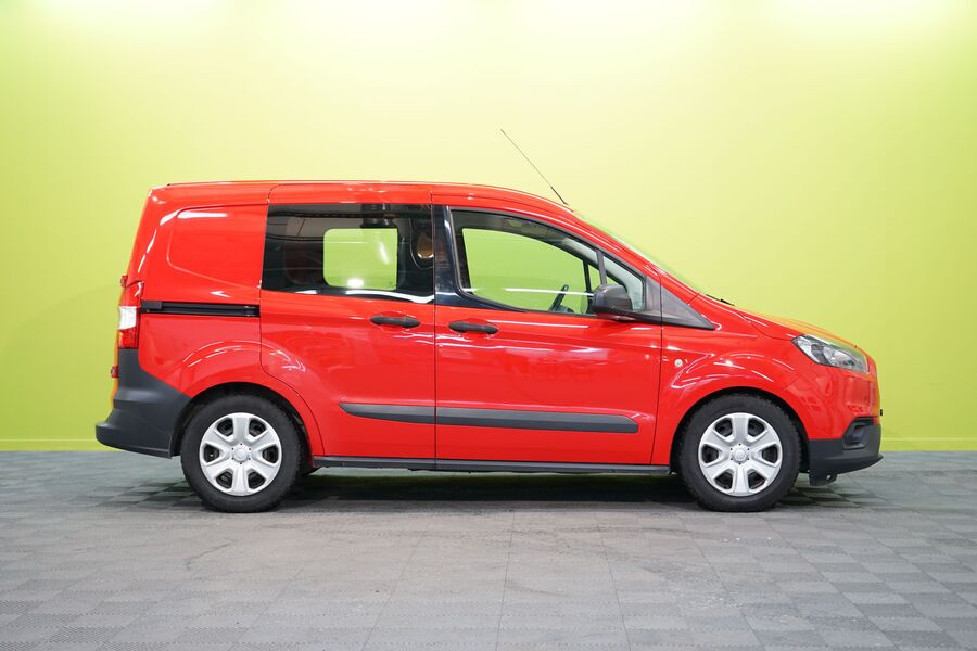 Ford Transit Courier vaihtoauto