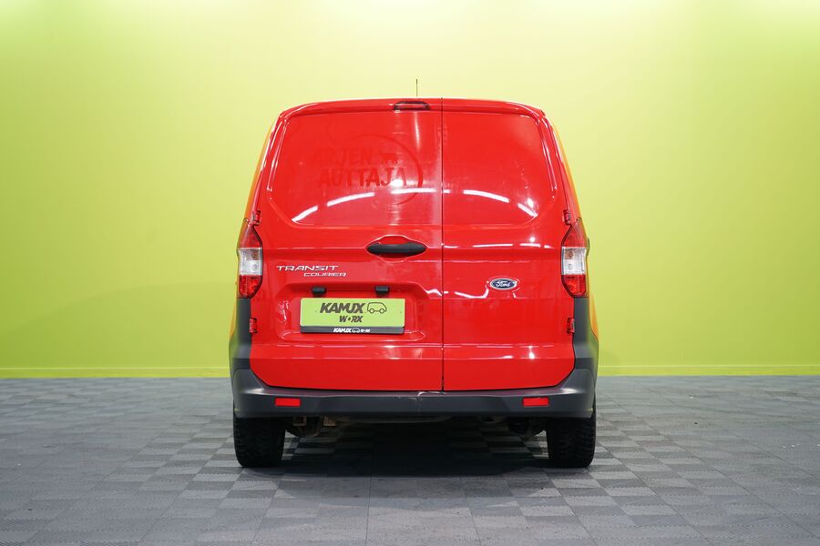 Ford Transit Courier vaihtoauto