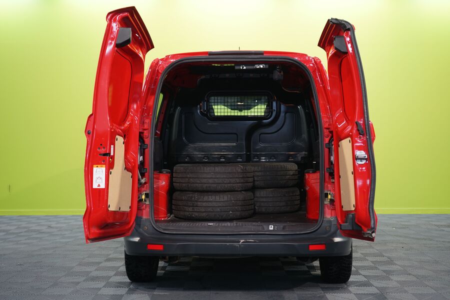 Ford Transit Courier vaihtoauto