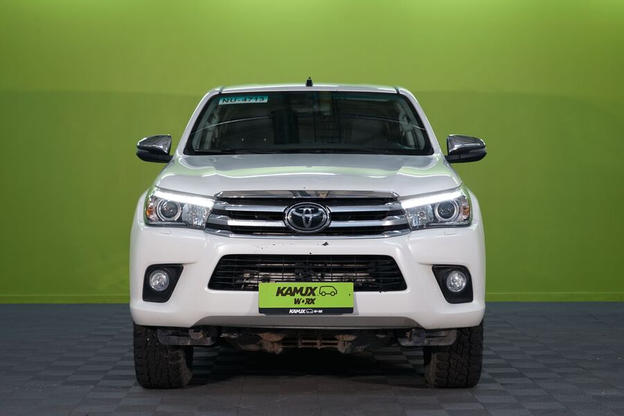 Toyota Hilux vaihtoauto