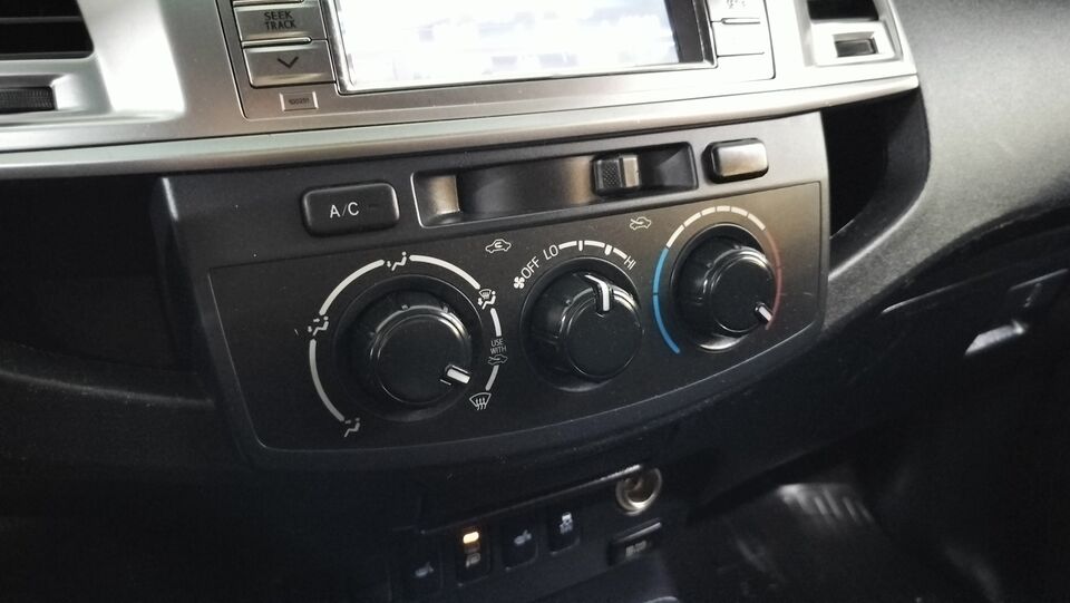 Toyota Hilux vaihtoauto