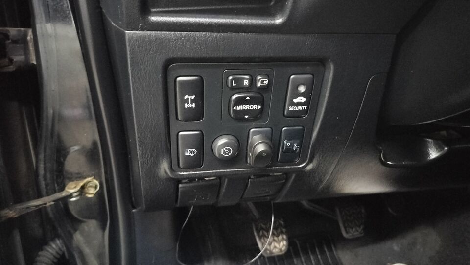 Toyota Hilux vaihtoauto