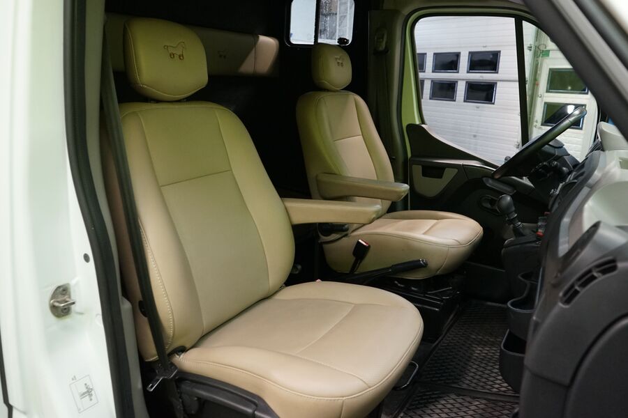 Opel Movano vaihtoauto