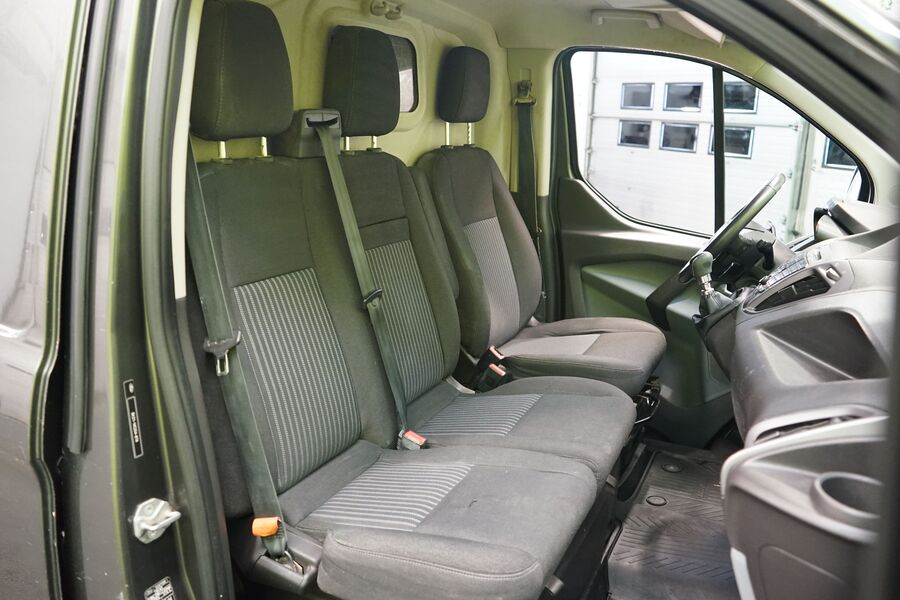 Ford Transit Custom vaihtoauto