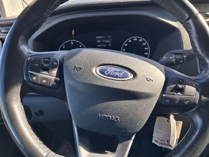 Ford Transit Custom vaihtoauto