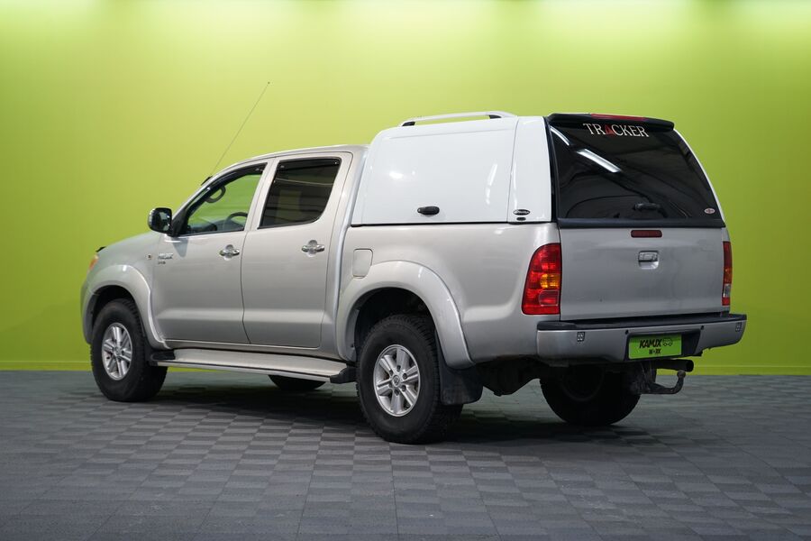 Toyota Hilux vaihtoauto