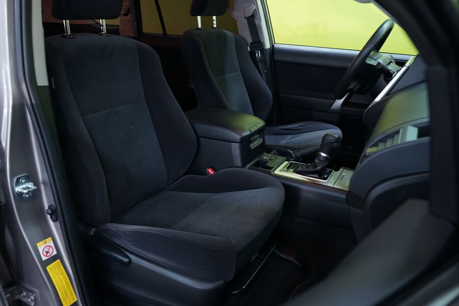 Toyota Land Cruiser vaihtoauto