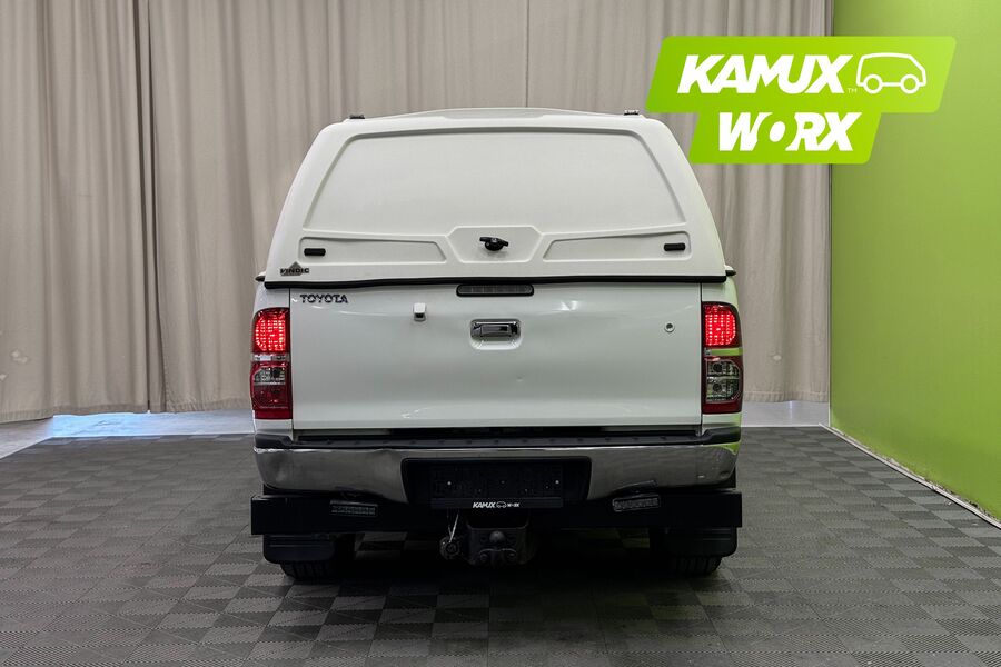 Toyota Hilux vaihtoauto