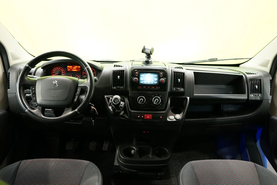 Peugeot Boxer vaihtoauto