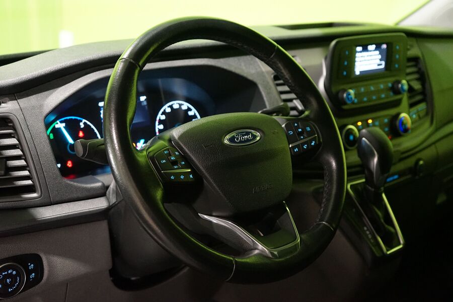 Ford Transit Custom vaihtoauto