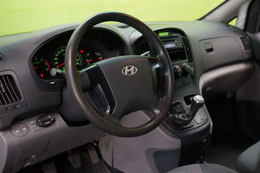 Hyundai H-1 vaihtoauto