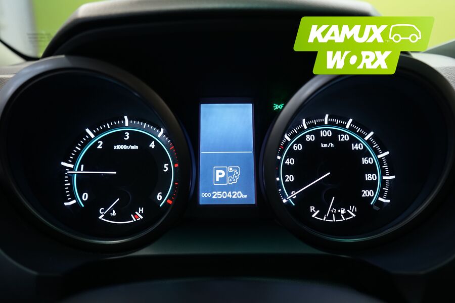 Toyota Land Cruiser vaihtoauto