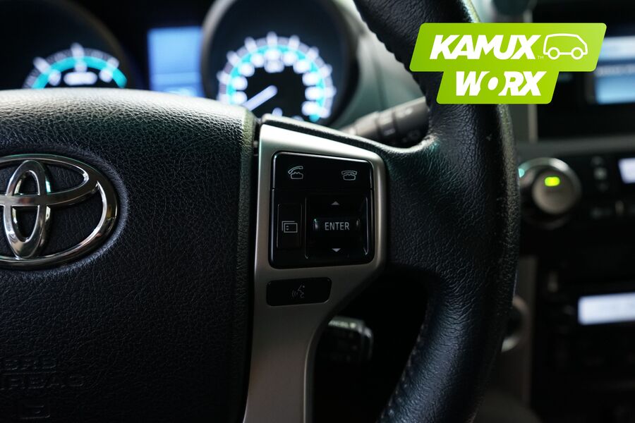 Toyota Land Cruiser vaihtoauto