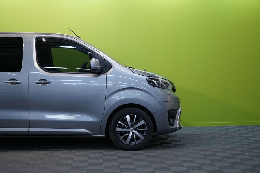 Toyota Proace Verso vaihtoauto