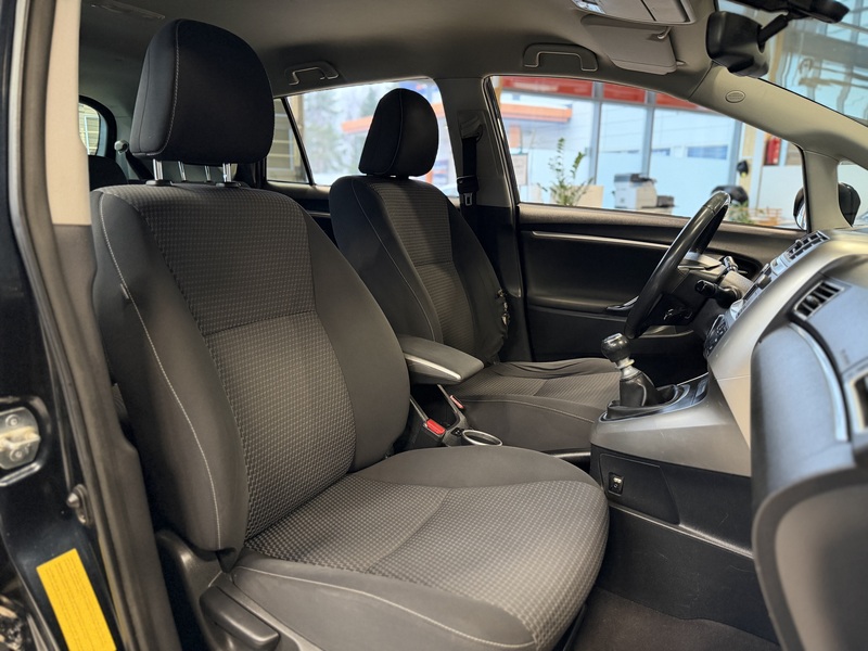 Toyota Verso vaihtoauto