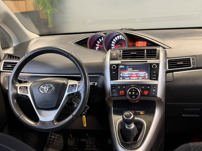Toyota Verso vaihtoauto