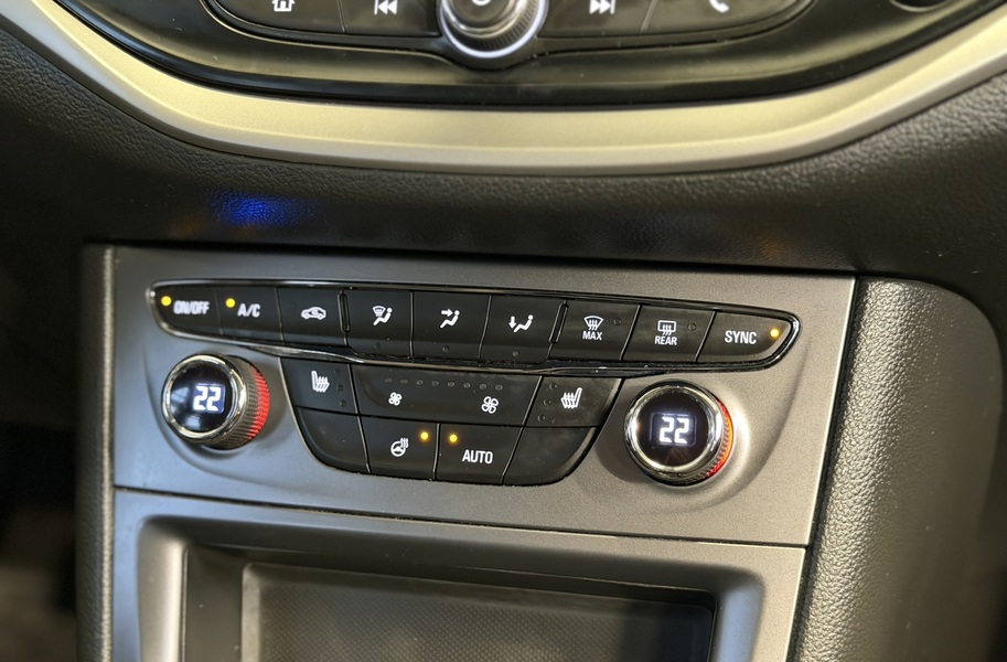 Opel Astra vaihtoauto