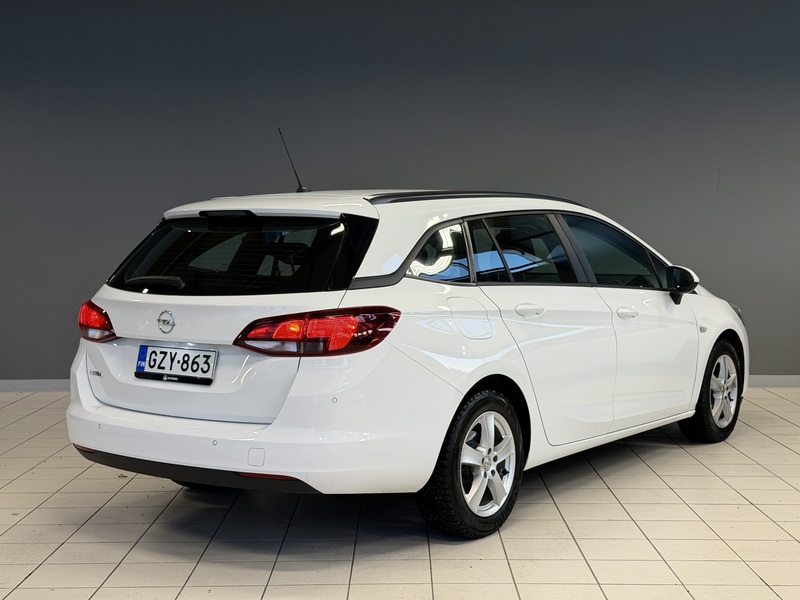 Opel Astra vaihtoauto