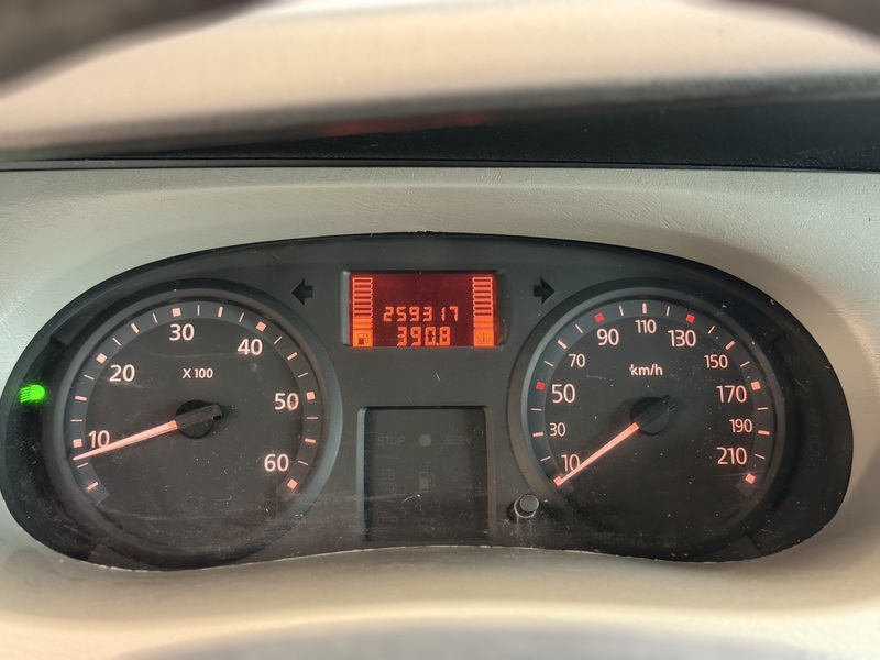 Nissan Primastar vaihtoauto