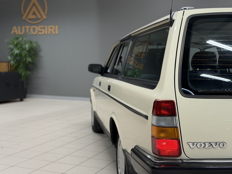 Volvo 240 vaihtoauto