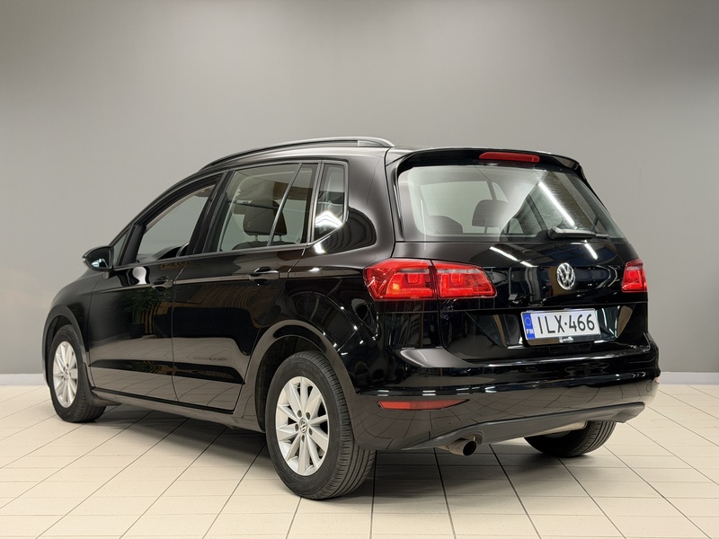 Volkswagen Golf Sportsvan vaihtoauto