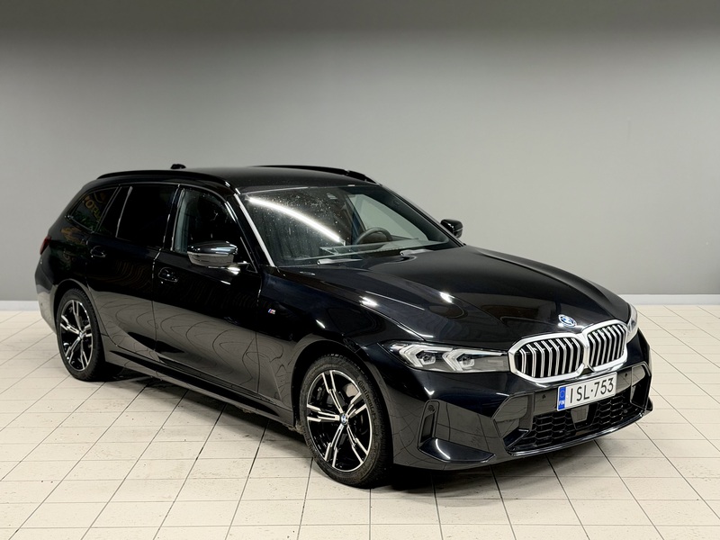 BMW 330 vaihtoauto