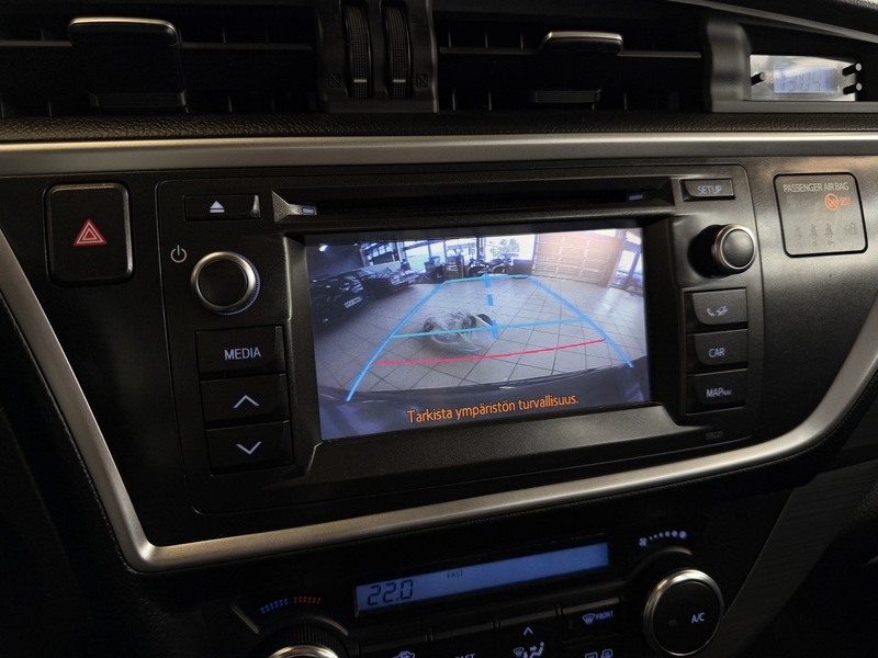 Toyota Auris vaihtoauto