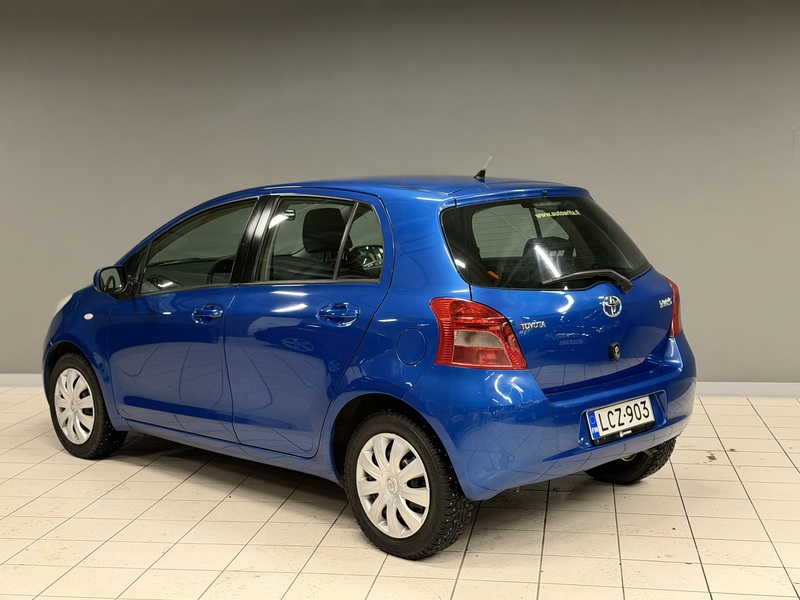 Toyota Yaris vaihtoauto