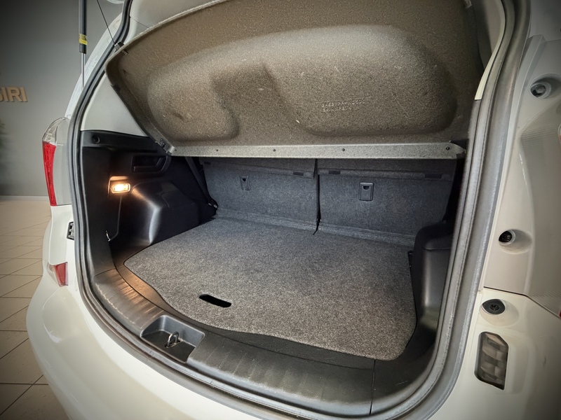 Toyota Verso-S vaihtoauto