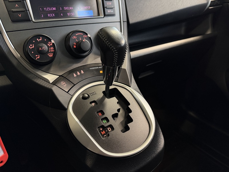 Toyota Verso-S vaihtoauto