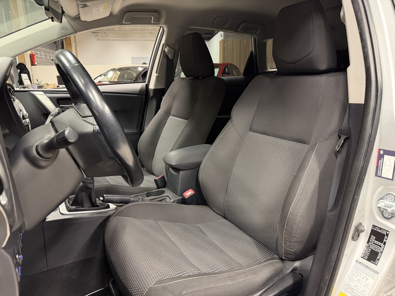 Toyota Auris vaihtoauto