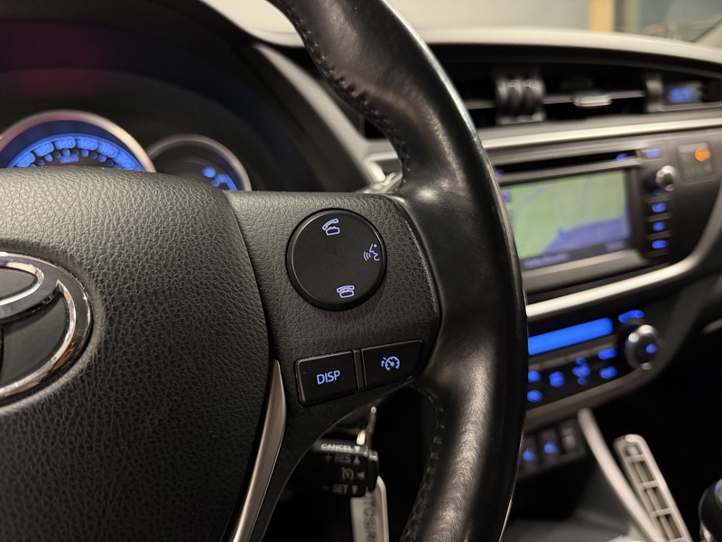 Toyota Auris vaihtoauto