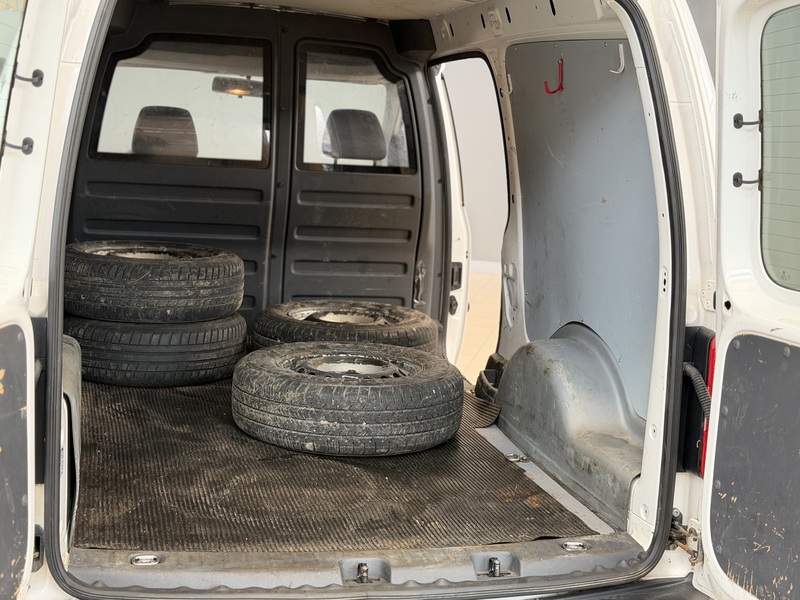 Volkswagen Caddy Maxi vaihtoauto