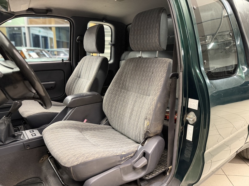 Toyota Hilux vaihtoauto