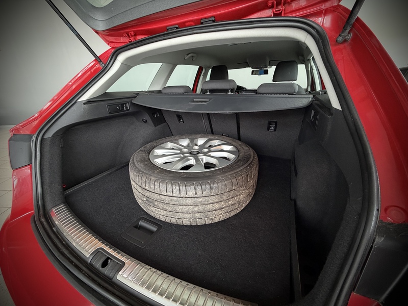 SEAT Leon ST vaihtoauto