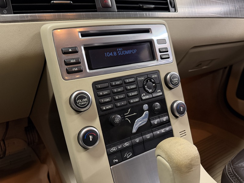 Volvo XC70 vaihtoauto