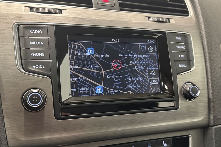 Volkswagen Golf vaihtoauto