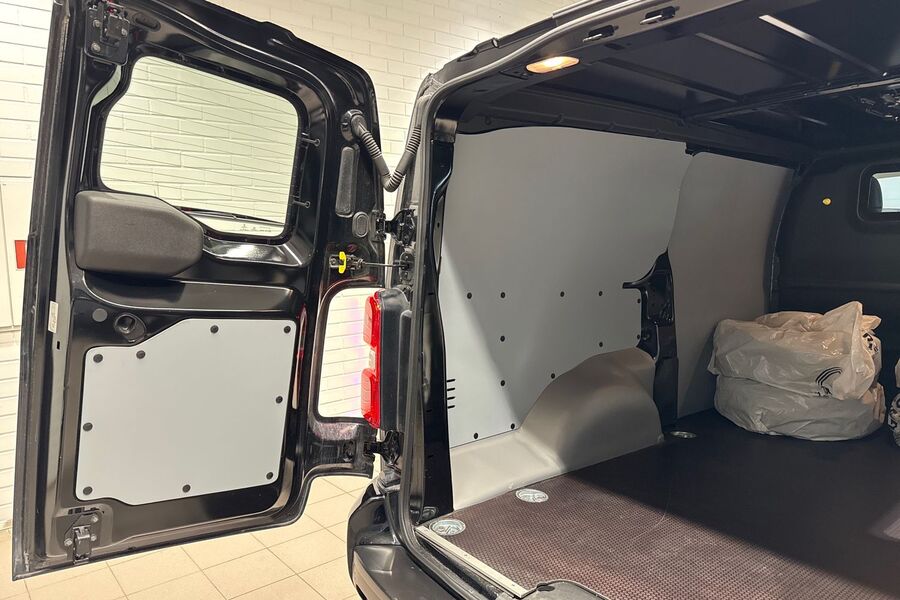 Opel Vivaro vaihtoauto