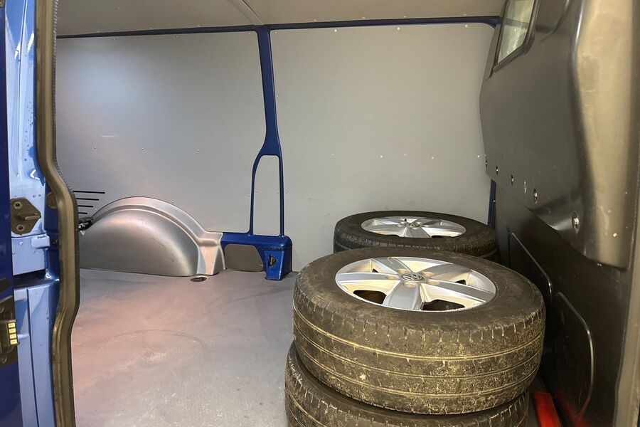 Volkswagen Transporter vaihtoauto