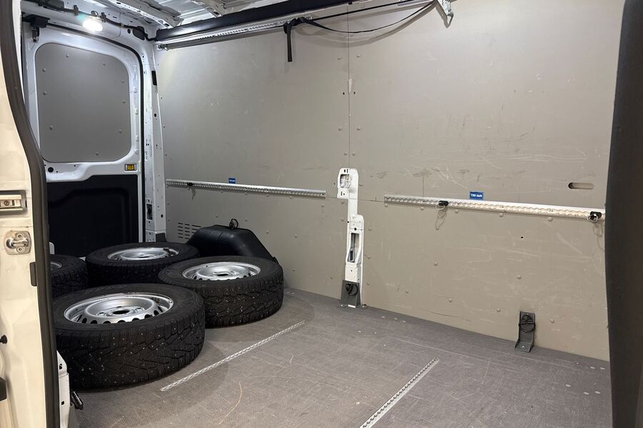 Ford Transit vaihtoauto