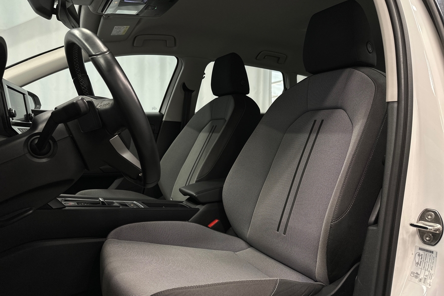 SEAT Leon Sportstourer vaihtoauto