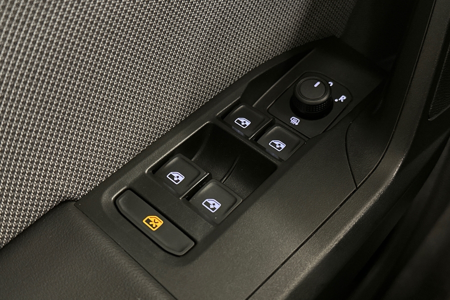 SEAT Leon Sportstourer vaihtoauto