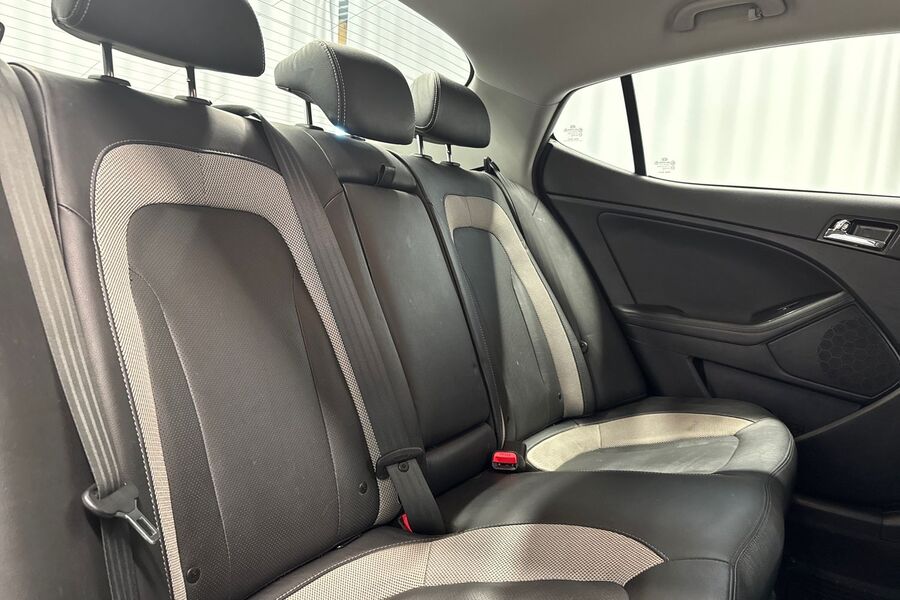 Kia Optima vaihtoauto