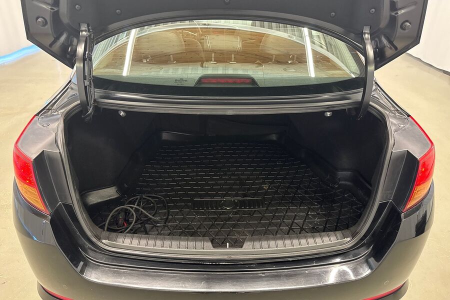 Kia Optima vaihtoauto