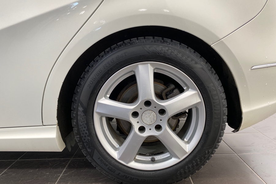 Mercedes-Benz B vaihtoauto