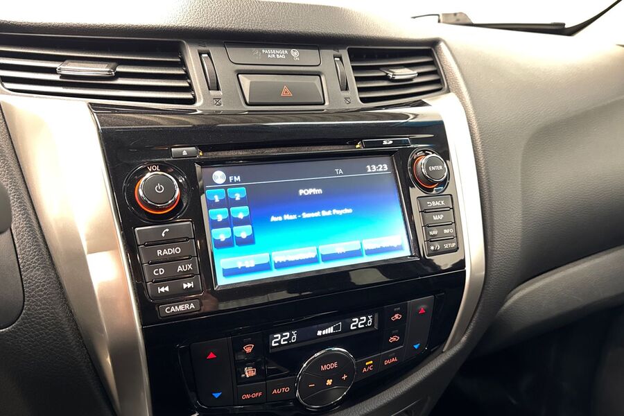 Nissan Navara vaihtoauto