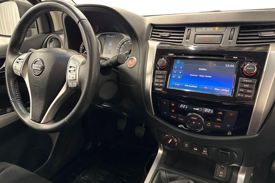 Nissan Navara vaihtoauto