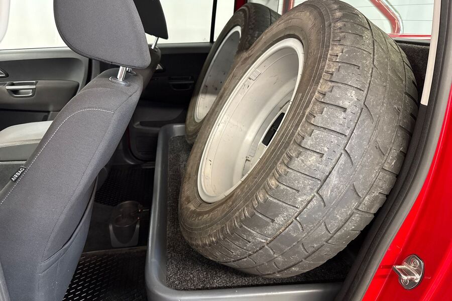 Volkswagen Amarok vaihtoauto