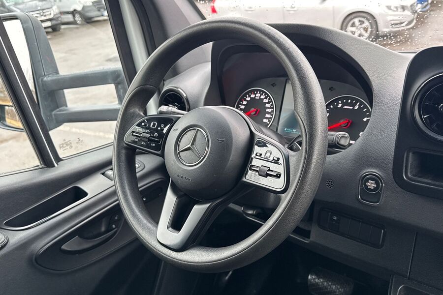 Mercedes-Benz Sprinter vaihtoauto